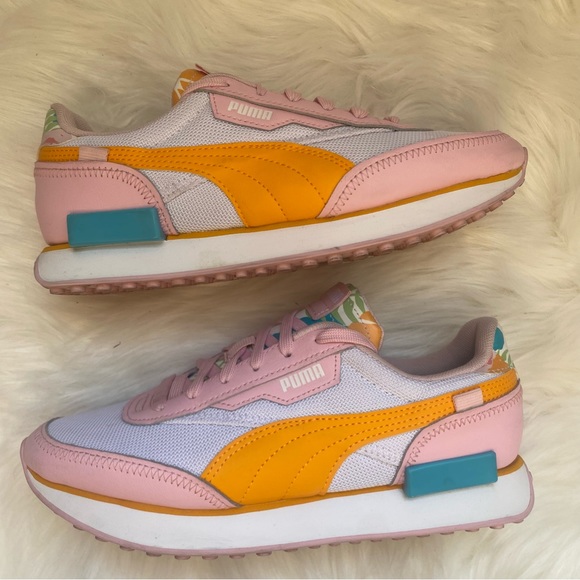 PUMA FUTURE RIDER AURA GRADE SCHOOL SNEAKER 7 - Picture 3 of 11